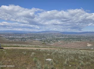 Nka Koch Rd, Yakima, WA 98901