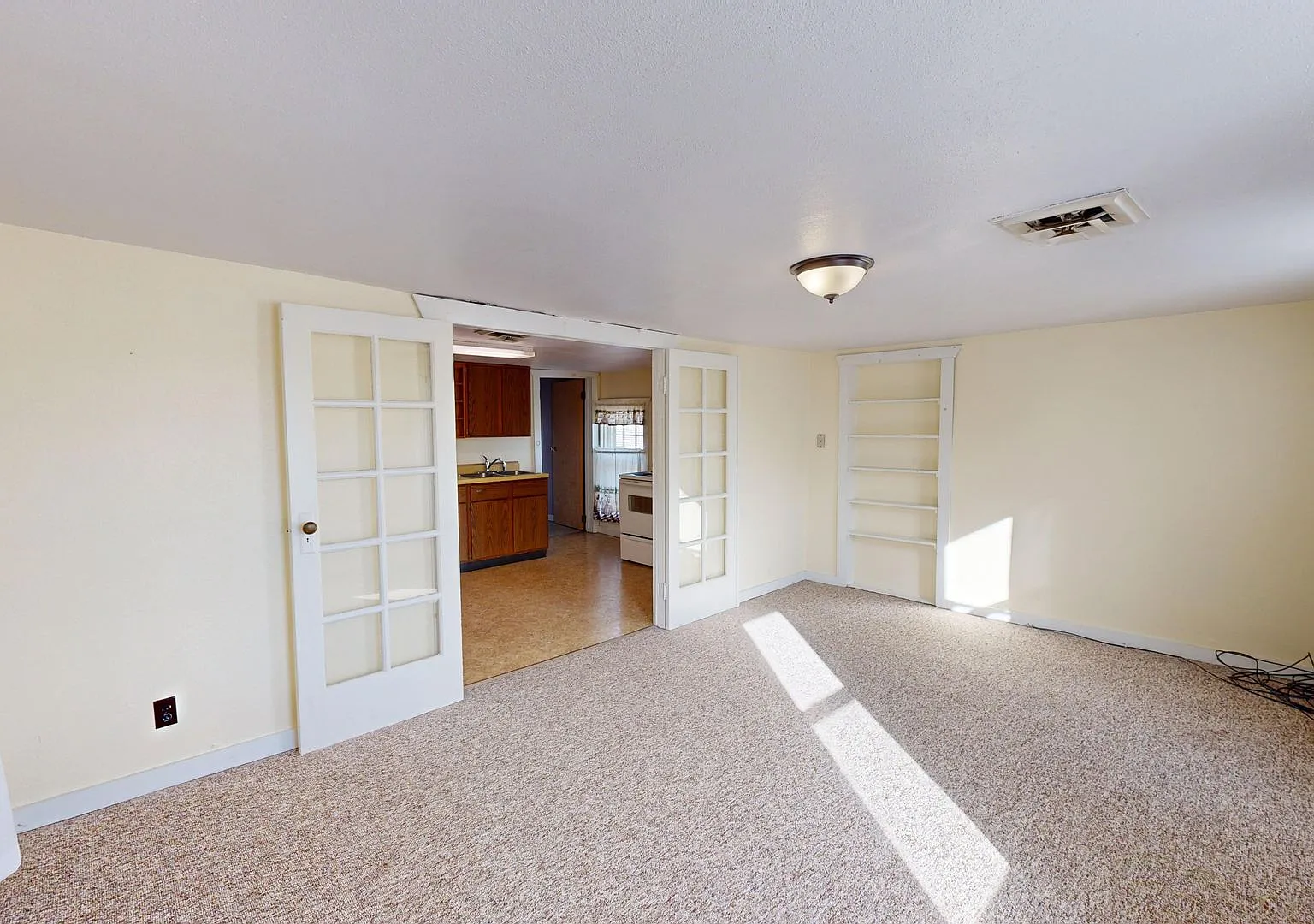 843 Water Ave — Photo 4