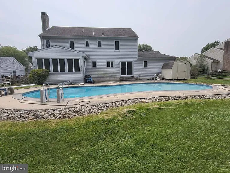 212 Fairhill Dr — Photo 27