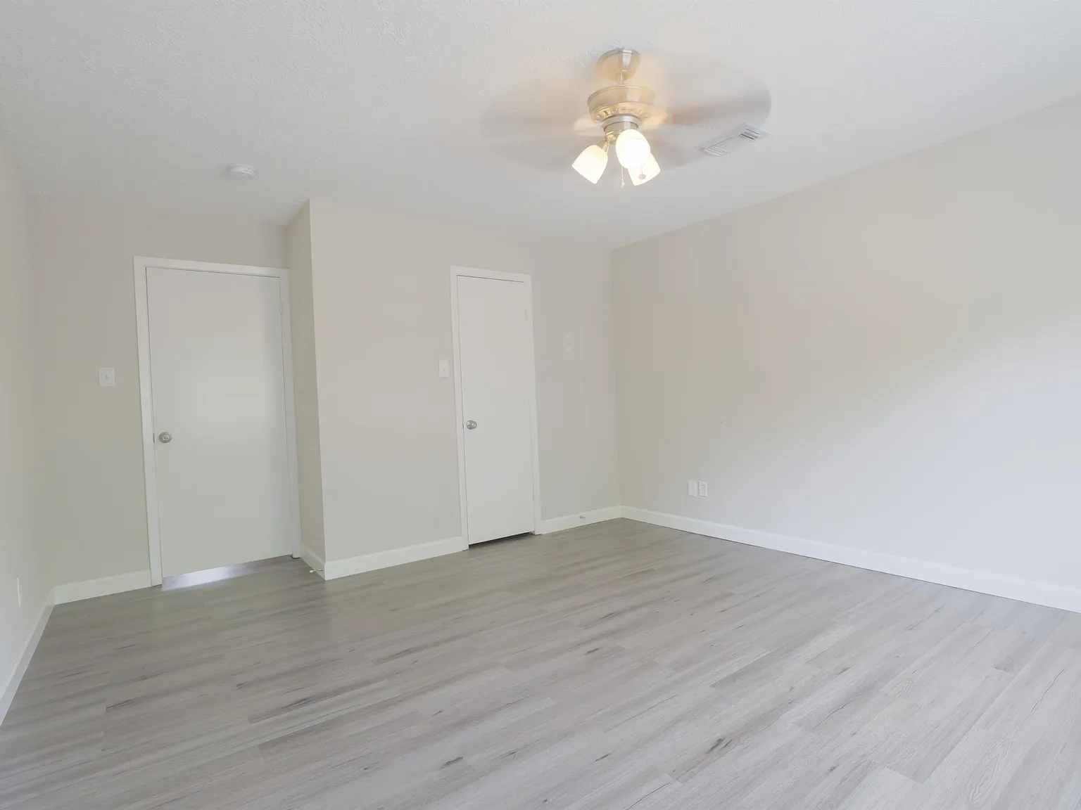 2825 Hickory Limb Court - 2825 — Photo 4
