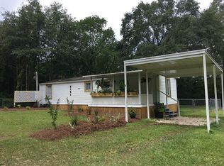 6141 N Pine Barren Rd, Century, FL 32535