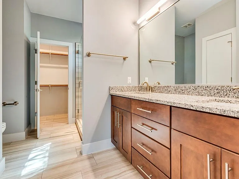 406 Post Road Dr #1 — Photo 12
