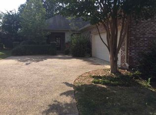 713 Esplanade Dr, Ridgeland, MS 39157