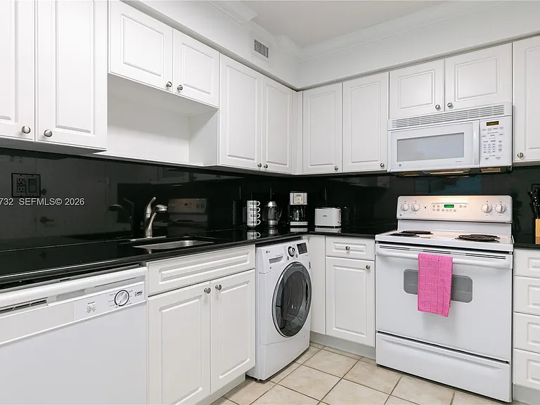 2501 S Ocean Dr #1008 — Photo 20