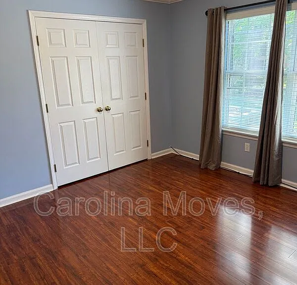 925 Cleveland St #231 — Photo 6