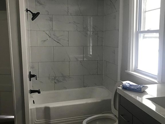 5th image of 136 Ideal St #1