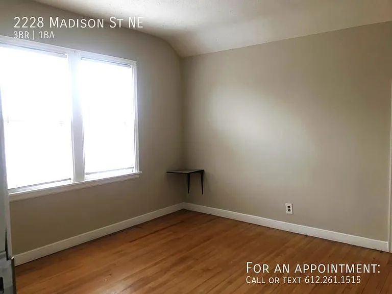 2228 Madison St NE — Photo 10