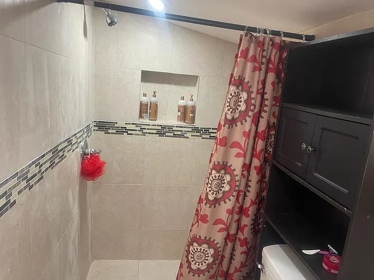 5841 N Farragut Dr — Photo 4