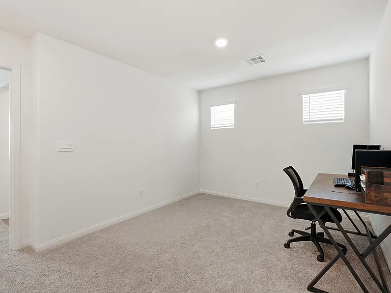 1502 Brianna Falls Dr — Photo 24