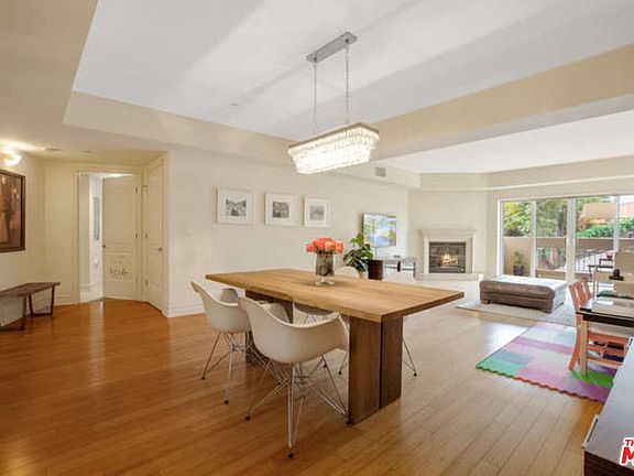4th image of 2101 S Beverly Glen Blvd Unit 304