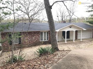 18 Longview Cir, Lake Ozark, MO 65049