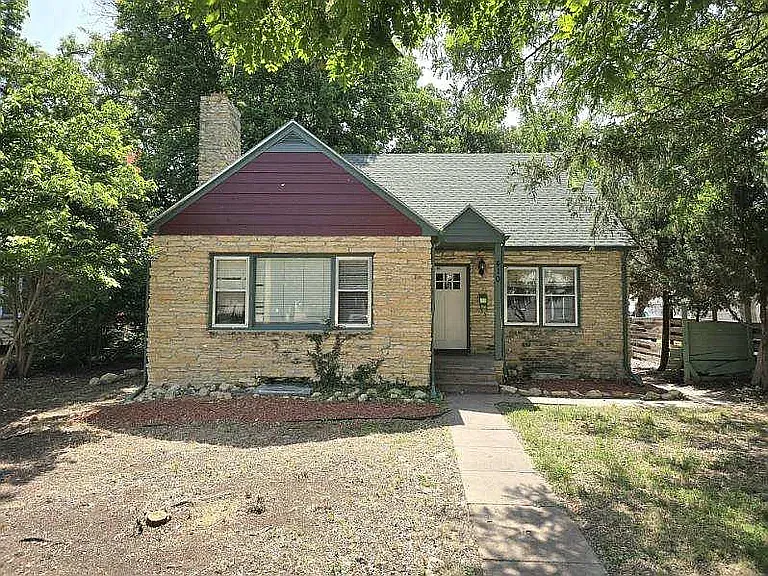 410 Walnut St — Photo 8