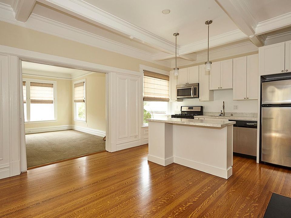Light, bright and open living space