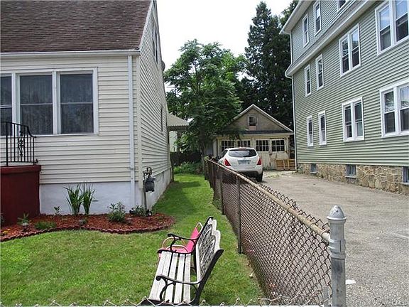 2nd image of 469 Lincoln Ave