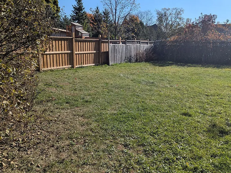 159 Wellington St — Photo 32
