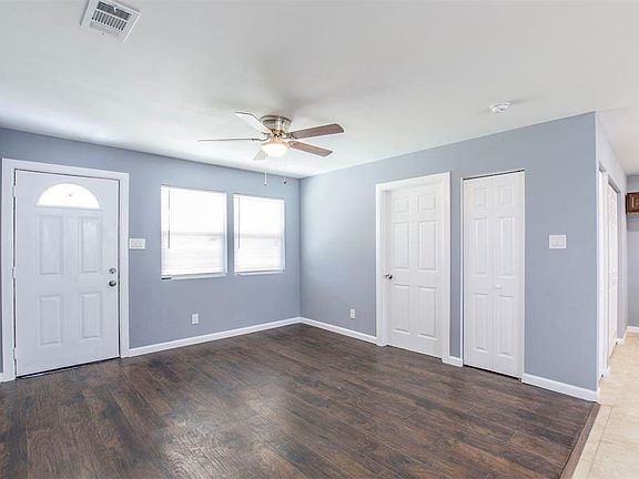 4th image of 4718 Bedford Dr