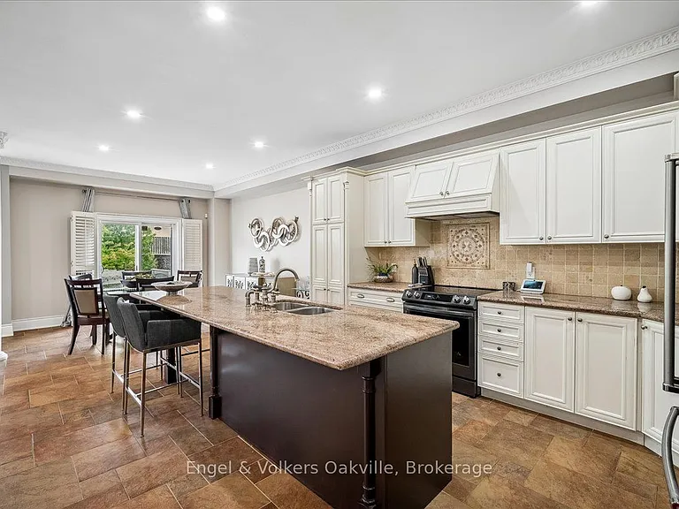 5113 Celebration Dr — Photo 6