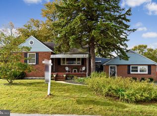 1213 Hillside Rd, Pasadena, MD 21122