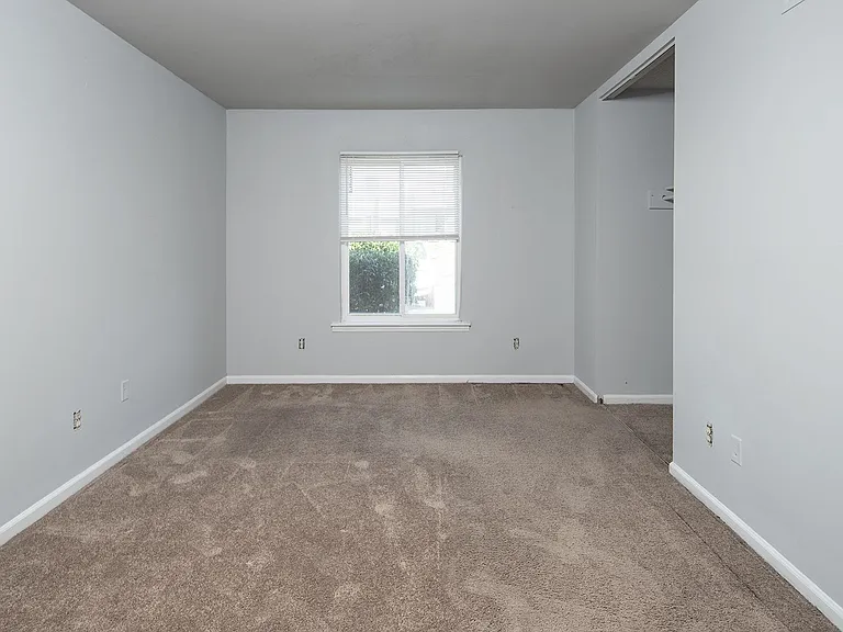 High Meadows Apartments — Photo 61