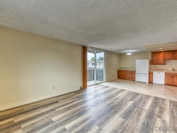 3rd image of 2965 Mission Blvd Unit 2D
