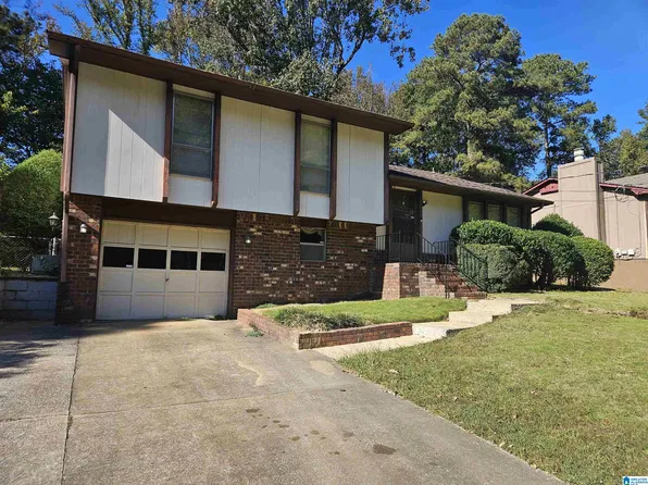 5262 Paramont Dr, Birmingham, AL 35210