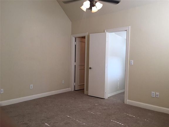 2nd image of 4153 Grassmere Ln APT 2
