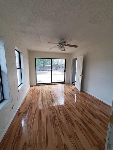 1511 Estates Way Photo 1
