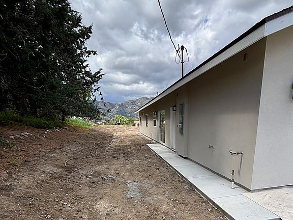 3rd image of 22381 Vaquero Dr