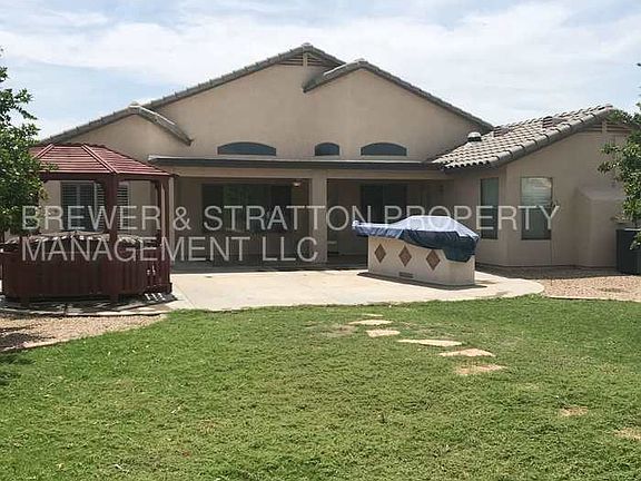 3rd image of 41784 W Bravo Ct