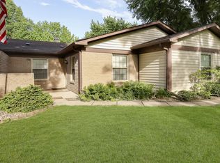 206 Buckingham Dr, Anderson, IN 46013