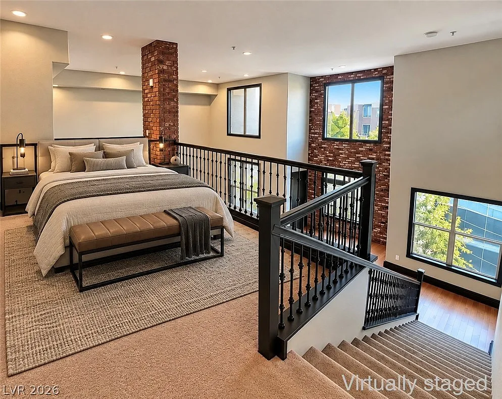 1 bed, 2.0 bath, 1370 sqft, $2,200 — Photo 2