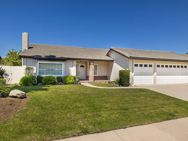 418 Ramble Ridge Dr — Photo 2