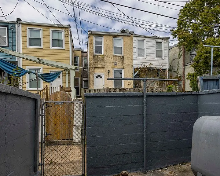 18 N Port St — Photo 17