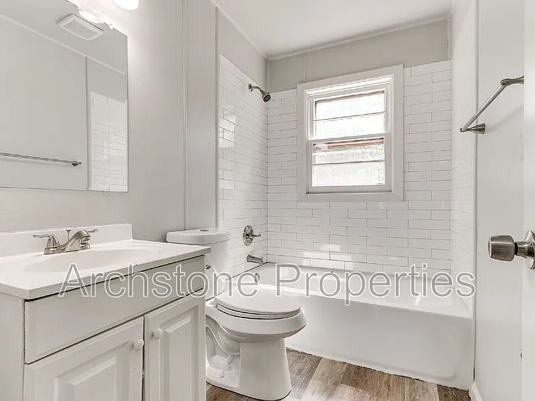 2312 Mustang St — Photo 29
