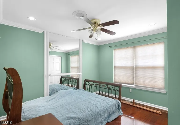 72 Albert Ct — Photo 13