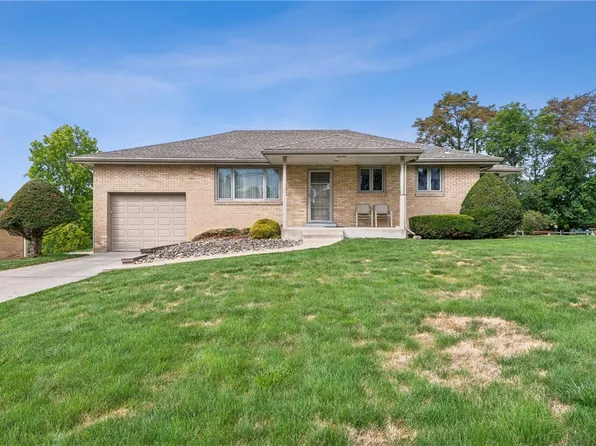 2480 Lynnrose Dr, North Huntingdon, PA 15642