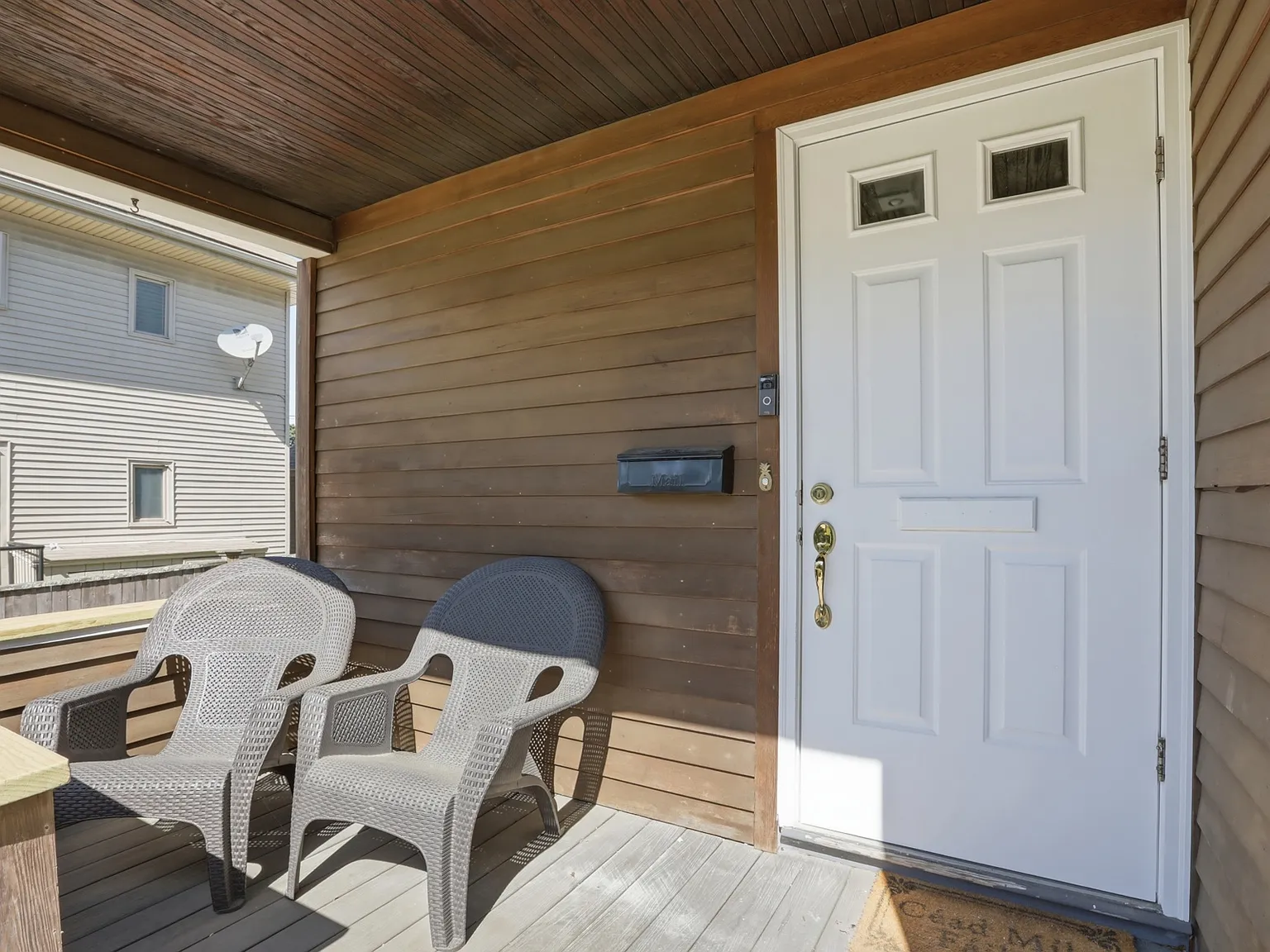 3 bed, 1.5 bath, 1156 sqft, $3,100 — Photo 2