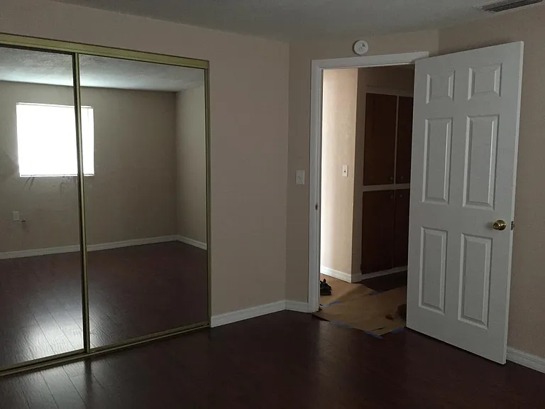 5204 Forest Hills Dr — Photo 9