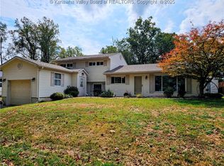 147 Howard St, New Haven, WV 25265