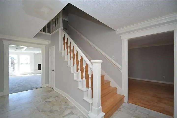 538 Longview Dr — Photo 8