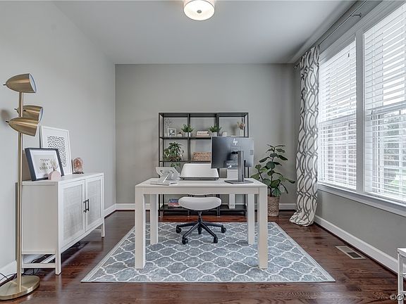 4th image of 5213 Aldenbrook Way Gln