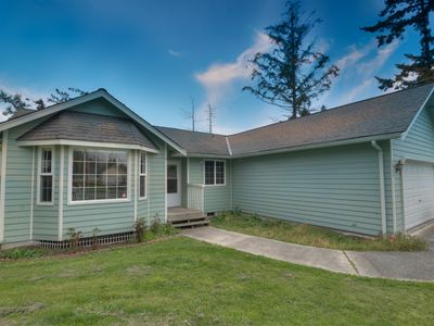 1065 Sidney St, Oak Harbor, WA, 98277