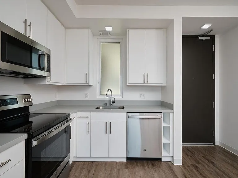 4015 Kansas St #301 — Photo 3