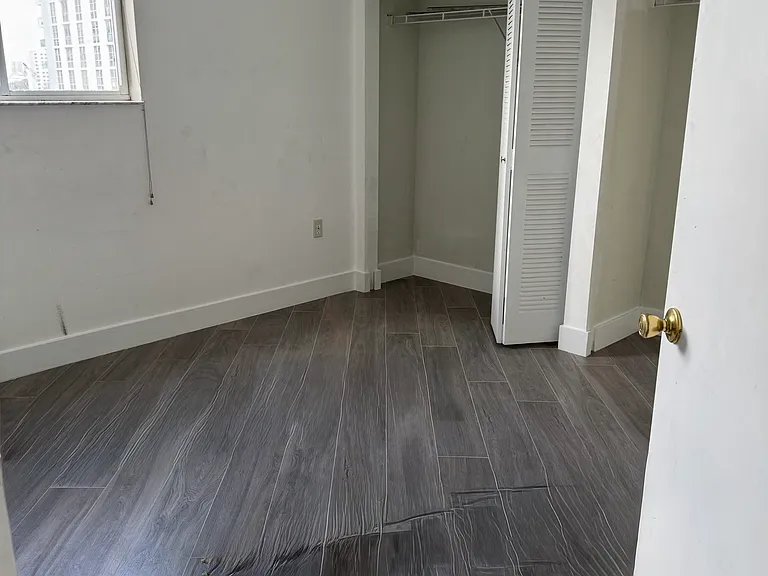 102 SW 6th Ave #609 — Photo 24