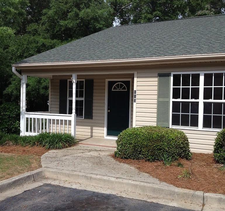 Exterior - 110 Kelly Drive