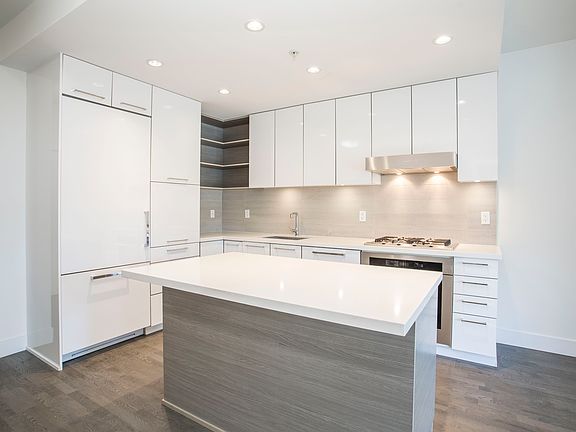 4th image of 1628 W 4th Ave #213