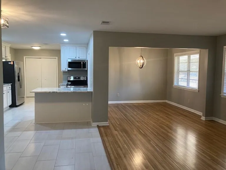 5386 Denwood Ave — Photo 5