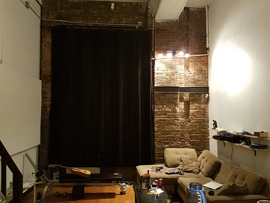 Rented by Nooklyn NYC LLC | media 42