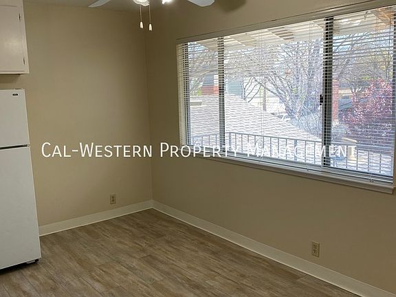 3rd image of 1252 W McKinley Ave #3