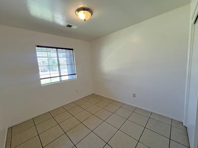 1408 Interlaken Dr — Photo 11